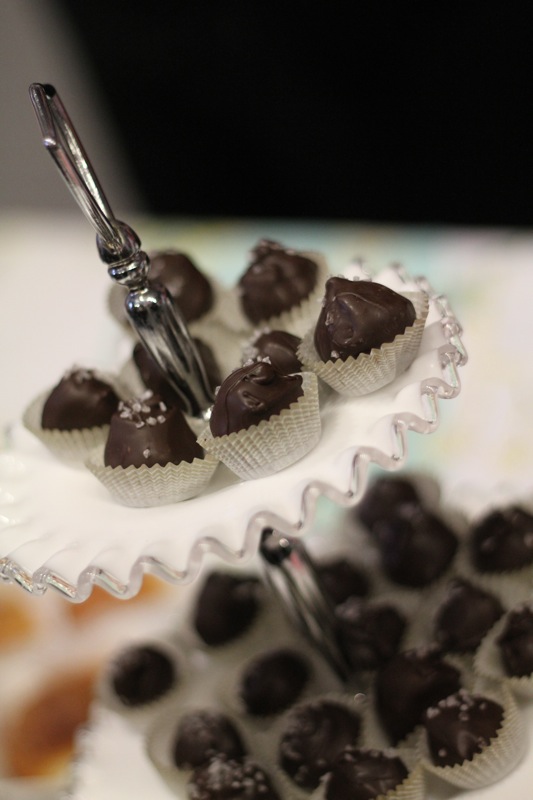 Elle's Patisserie Salted Caramel Truffle