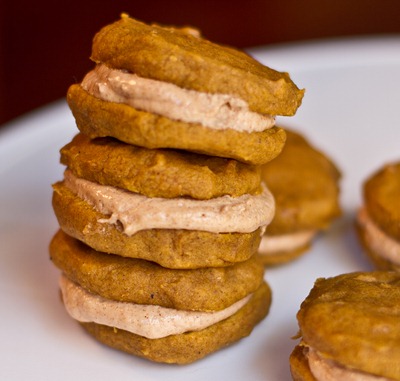 Pumpkin Spice Whoopie Pies