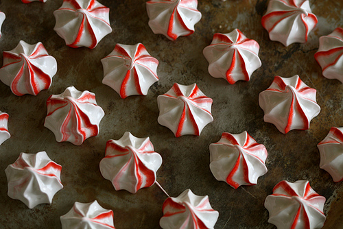 Peppermint Meringues