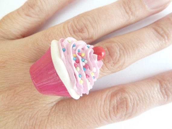 Cupcake Ring