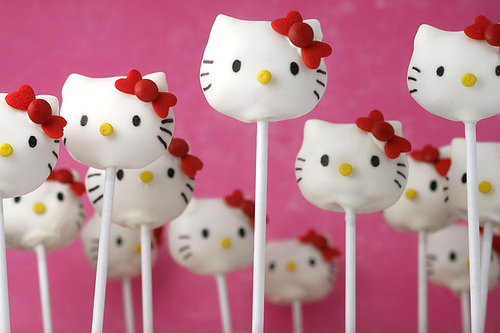 Hello Kitty Cake Pops
