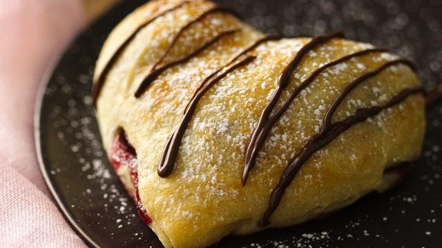 chocolateraspberryhearts