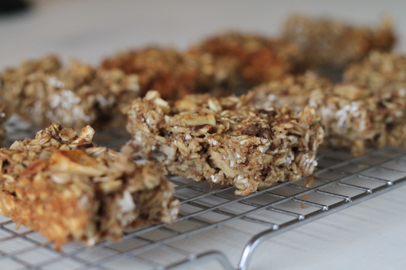 Baked Apple Pecan Oatmeal Bars 2