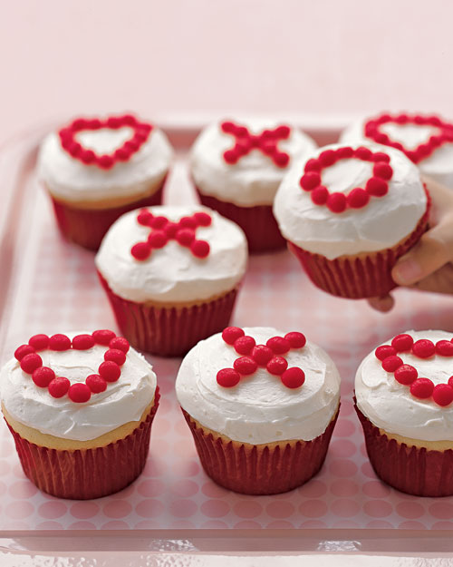 X and O Cupcake Martha Stewart