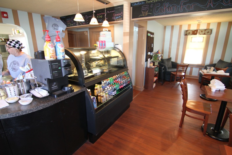 Twenty One Cakes Inside