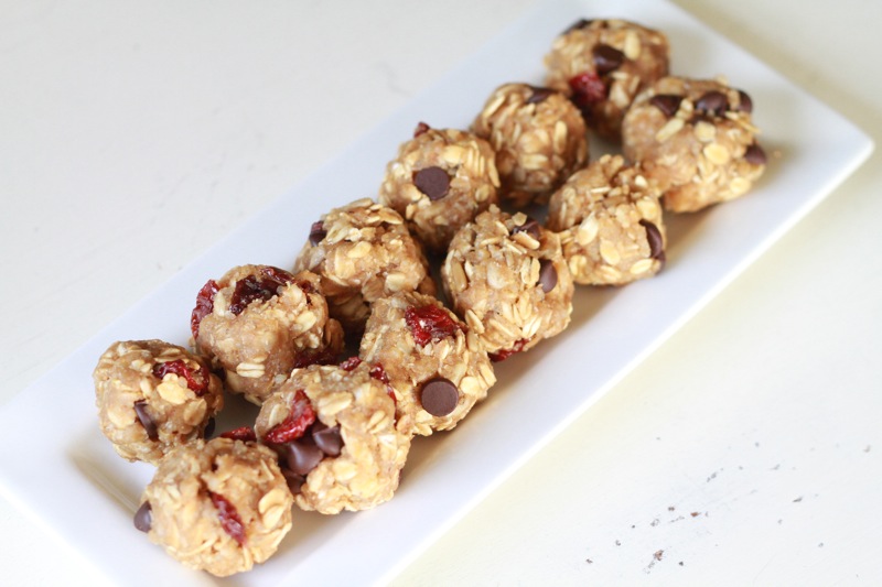 Chocolate Chip Quinoa Trail Mix Balls 2