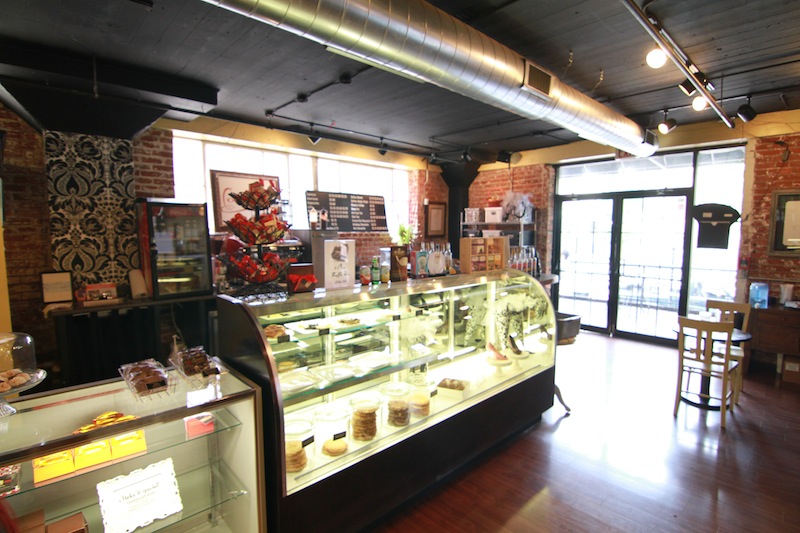 CocoFlow Bakery Case