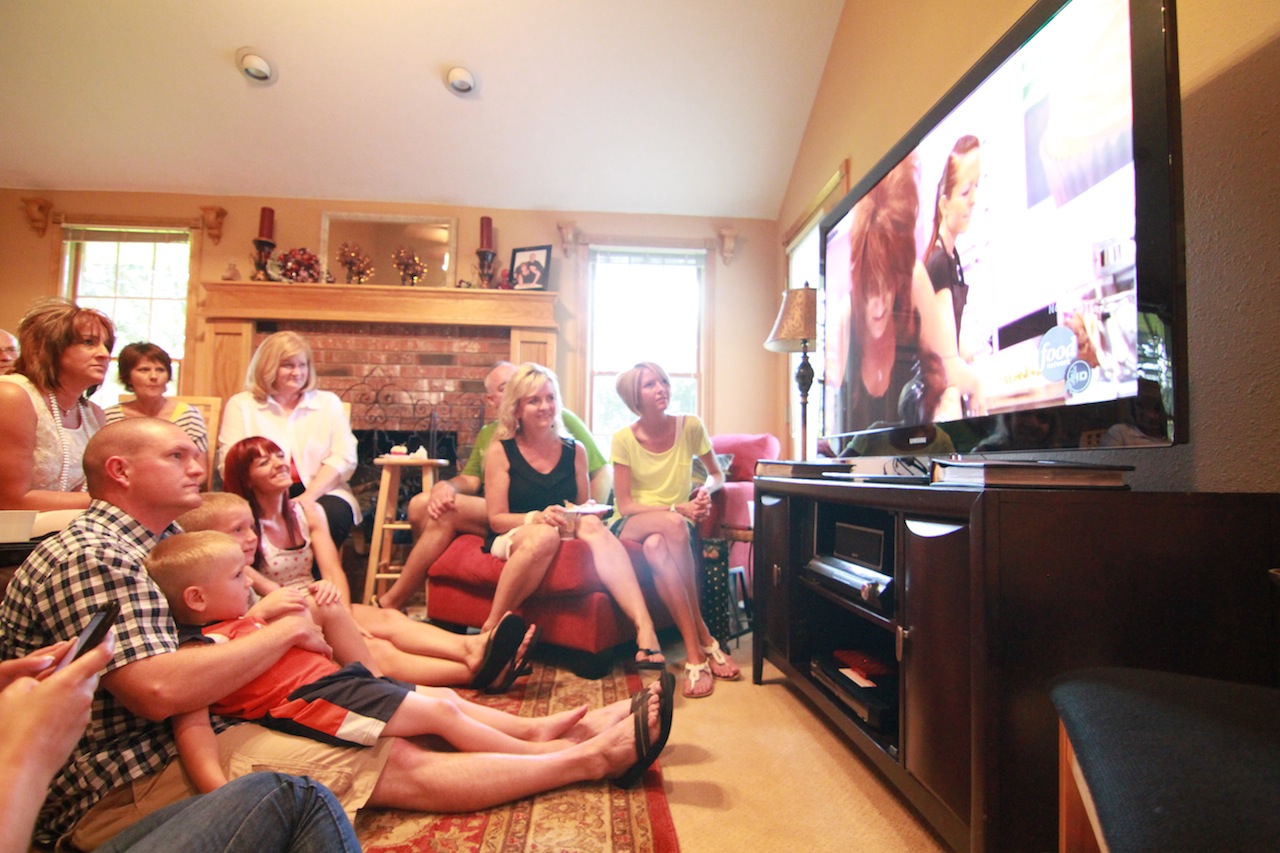 Reds Cupcakes on Cupcake Wars