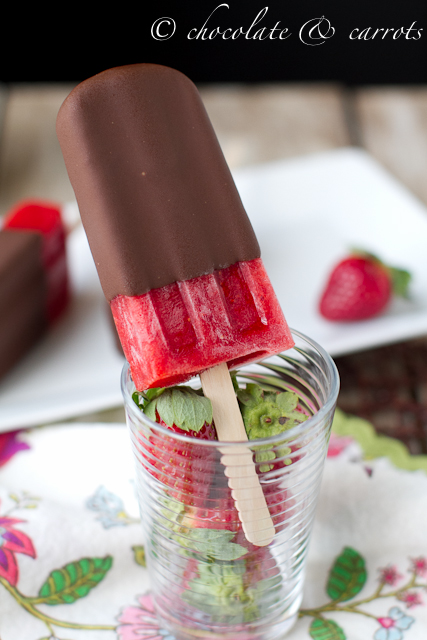 Chocolate Covered Strawberry Popsicles
