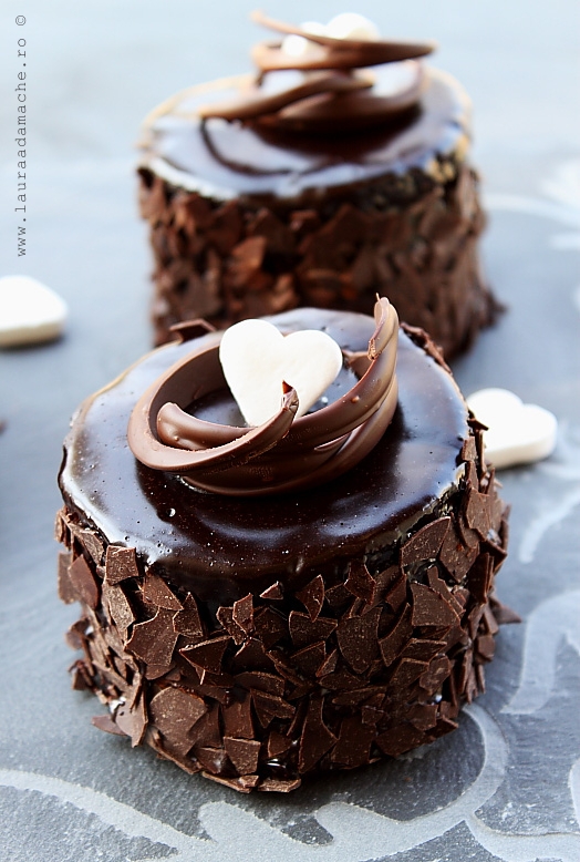 Mini Chocolate Cake