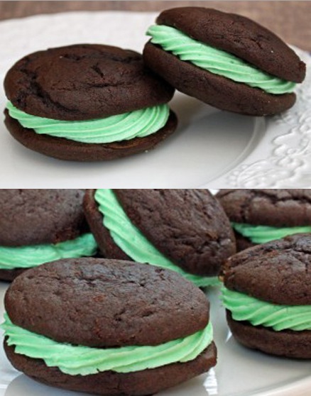 Mint Chocolate Whoopie Pies