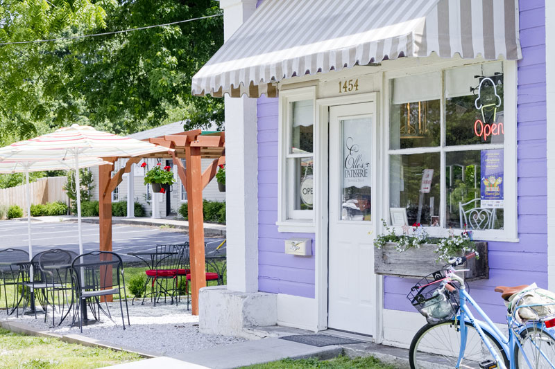 Elle's Patisserie Front Door