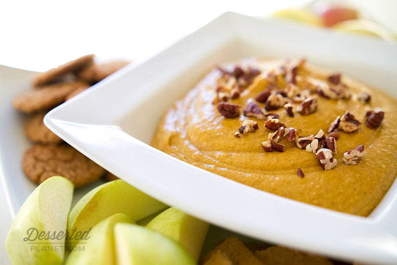 Pumpkin Spice Dessert Dip and Apples