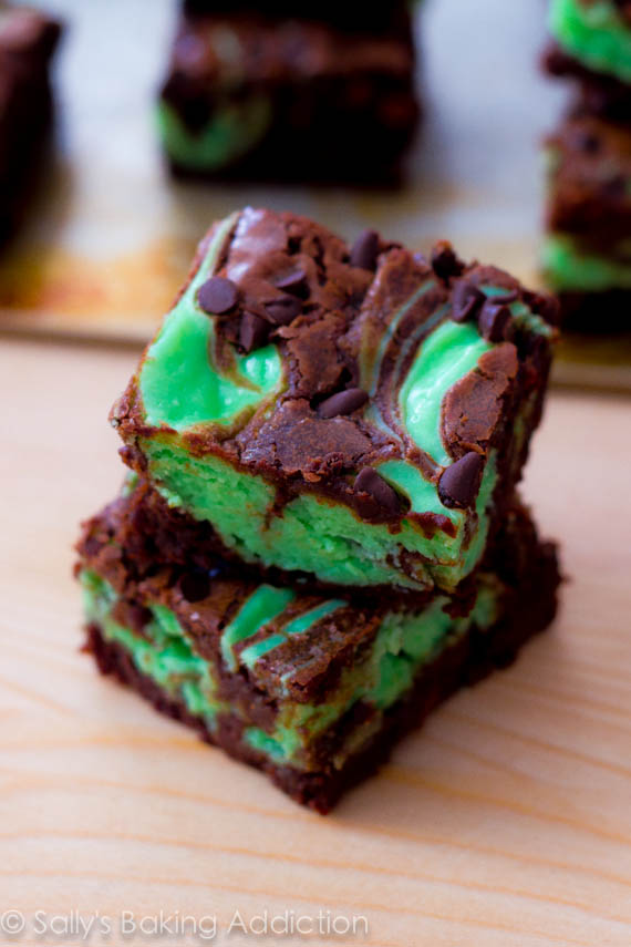 Mint-Chocolate-Chip-Cheesecake-Brownies1